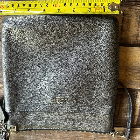 Coach pebble leather snap crossbody - Picture 12 of 13